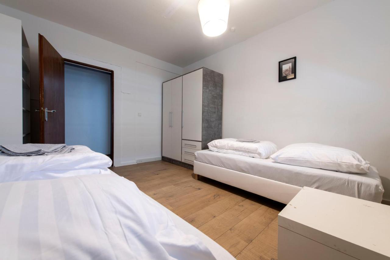 Workers Home- Central - 8 Single Box Spring Beds - Near Enschede Gronau (Westfalen) Exterior foto